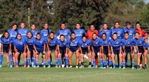Plantel Futbol Femenino U de Chile 2023 a la espera del Campeonato Nacional